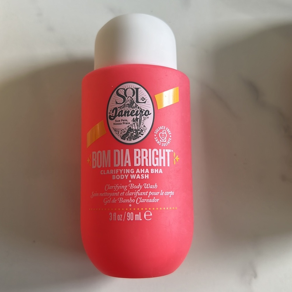 Sol De Janeiro Brazilian 4 Play Moisturizing Shower Cream-Gel & Bom Dia Bright - Picture 5 of 8